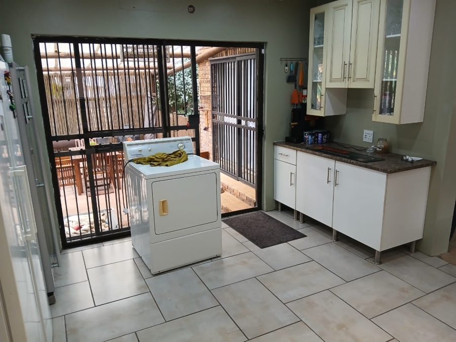3 Bedroom Property for Sale in Bodorp North West